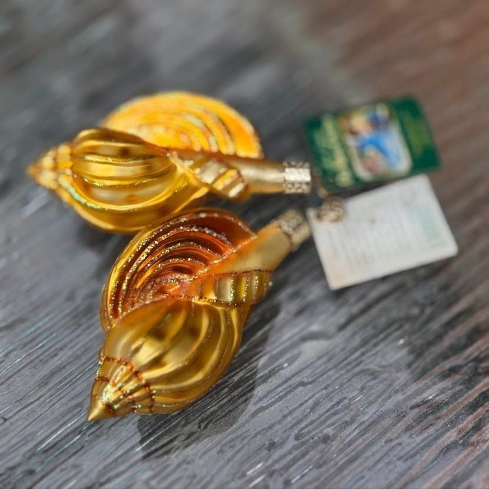 NWT VTG 2001 SET of 2 Old World Christmas Shell Glass Ornaments 4" Hand Painted